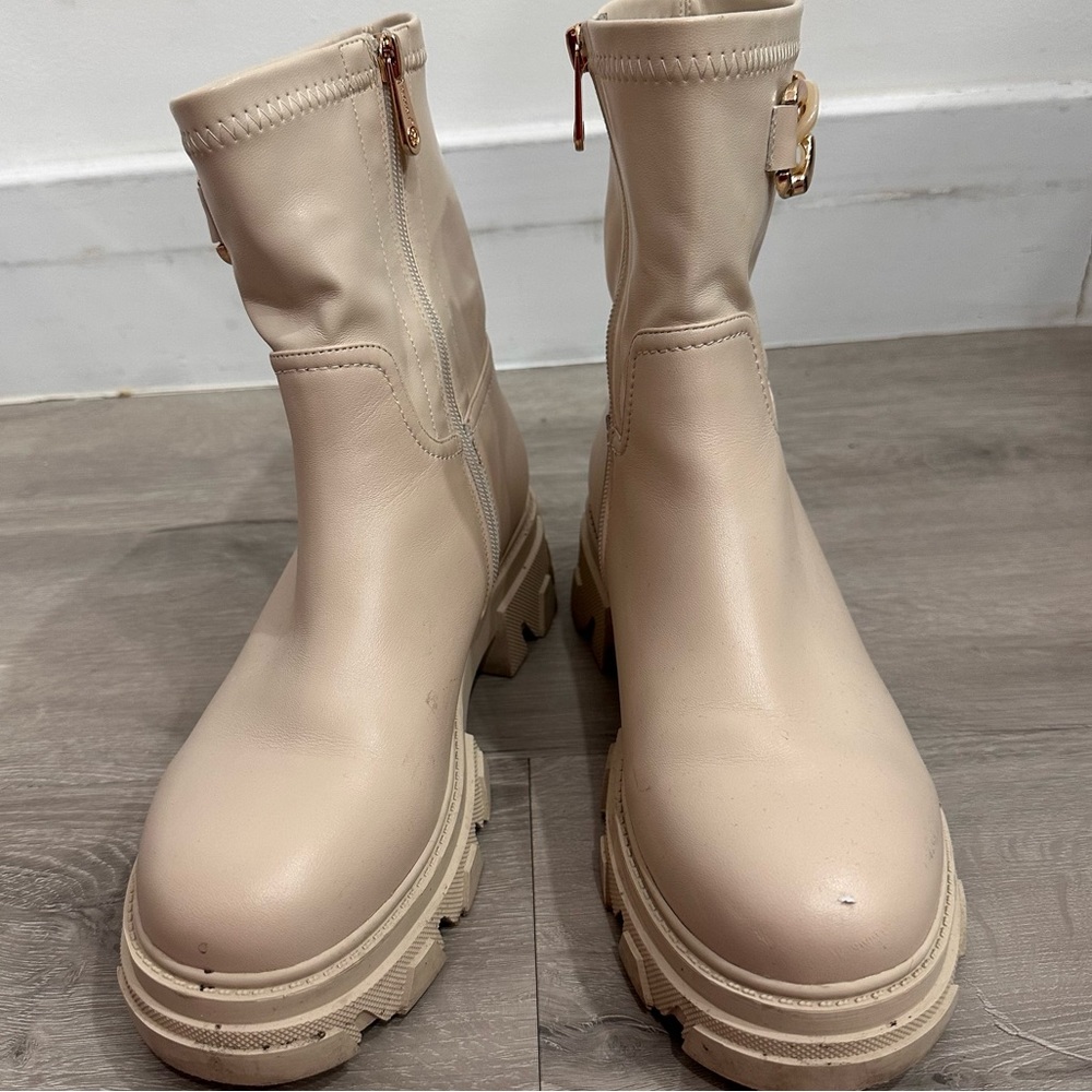 COPY - Leather ankle booties
